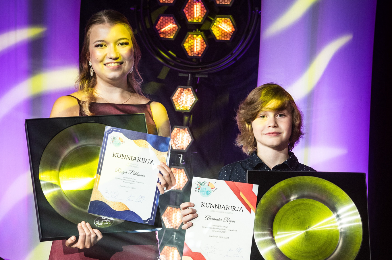 Featured image for “Kultaisen Harmonikan voitti Ronja Pehkonen &  Hopeisen voitti Alexander Repin!”